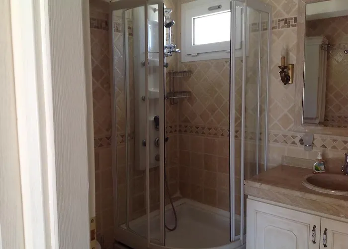 B&d * Φετιγιέ